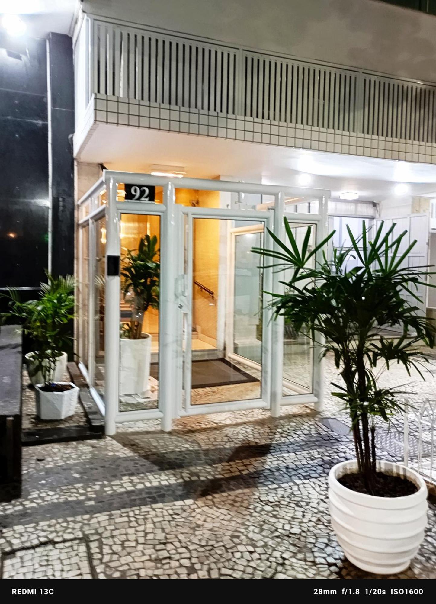 Apartemen Aires 92 *